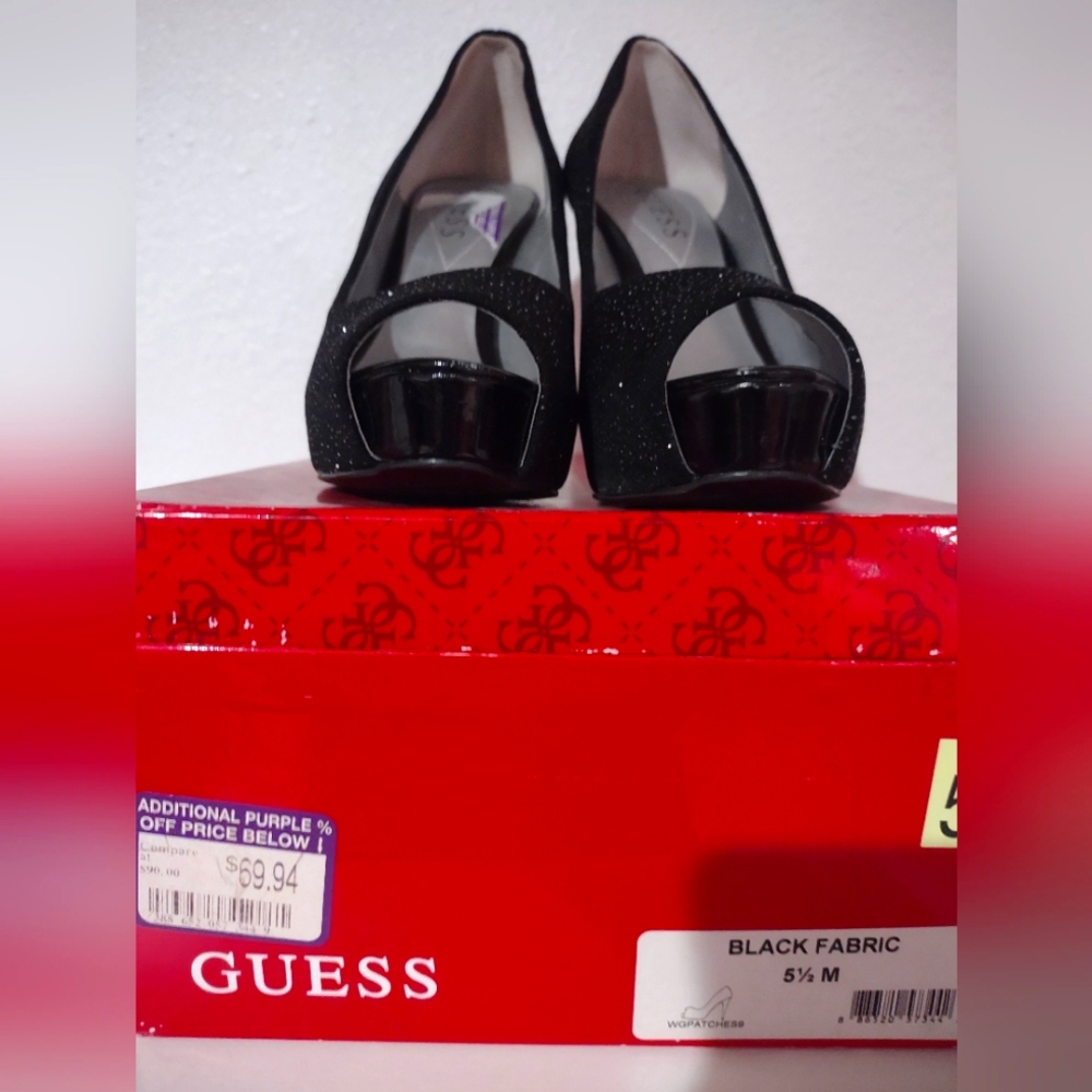 Guess Formal Pumps